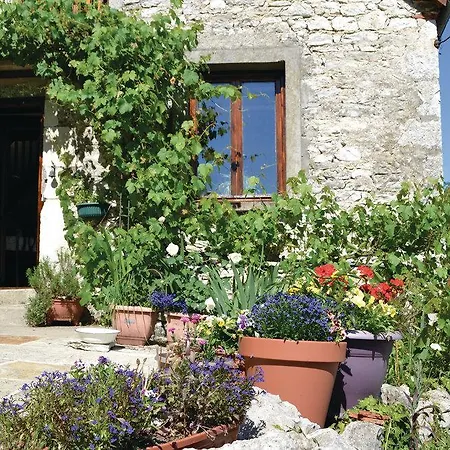 Holiday Midi Pyrenees P-809 Мейронн